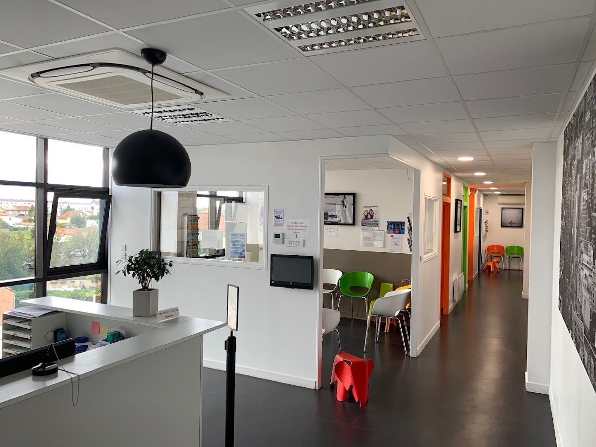 ORTHODONTIE NIORT SPECIALISTES Dr Ragonit-Lepeltier Delphine, Dr Lepeltier Rémy