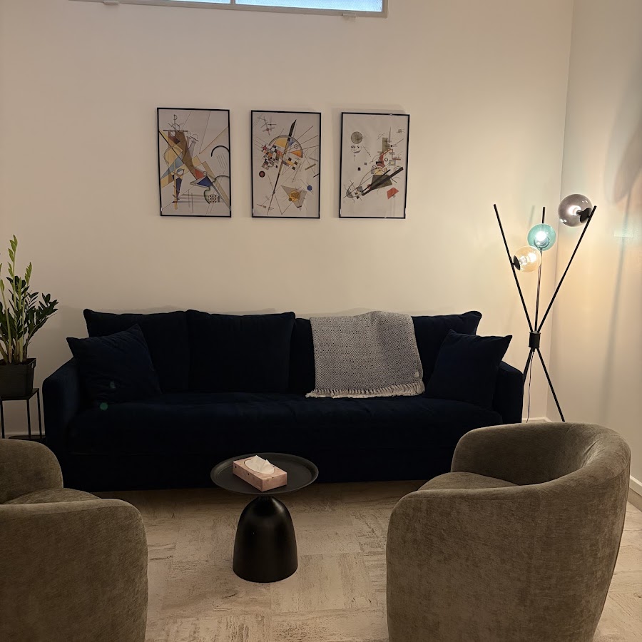 Psychologue TCC EMDR Antibes - Clémentine Santiago