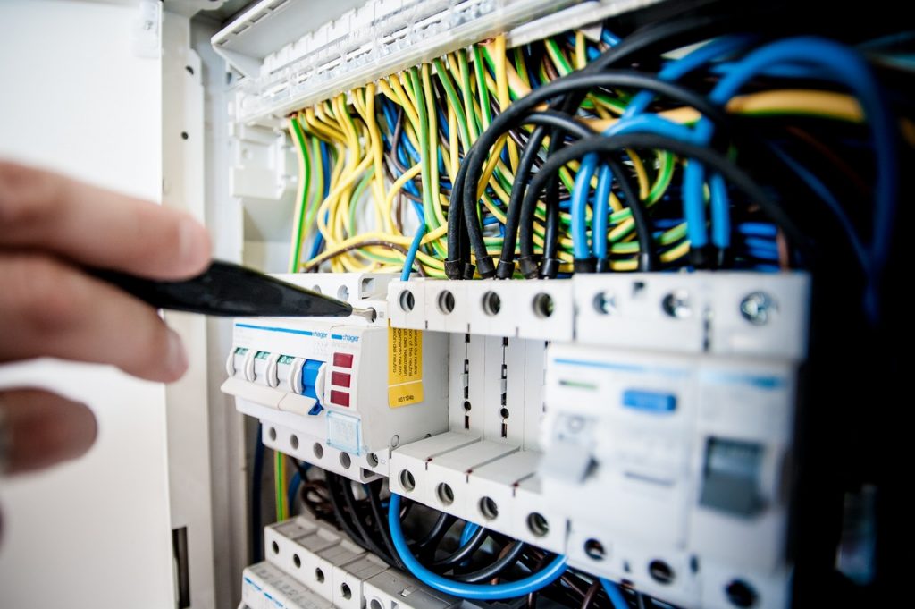SH ELEC RENOV région REIMS et PARIS