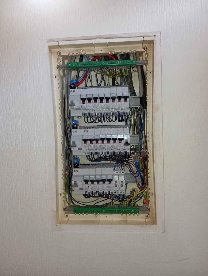 MB Elec