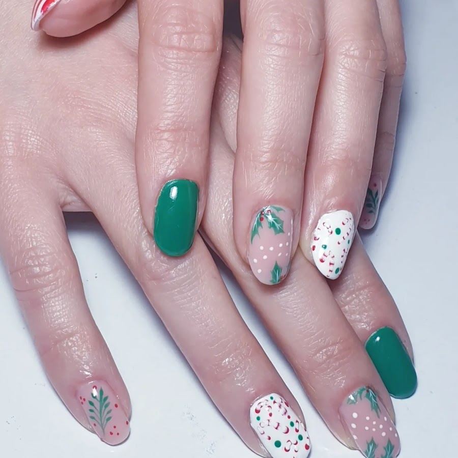 OngLea prothésiste ongulaire/ nails art