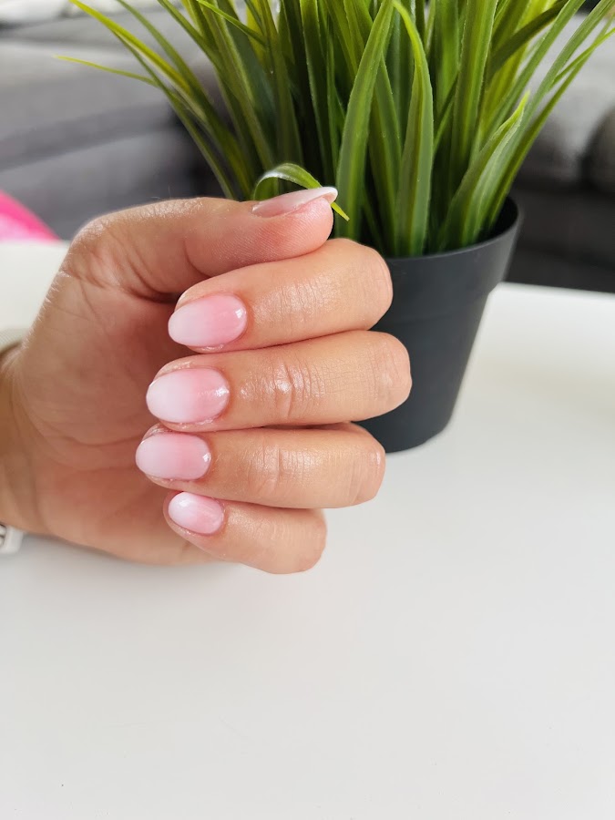 Andréa nails (prothésiste ongulaire)