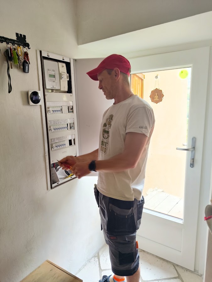 Seb Elec Pro- Électricien & Bornes de recharge IRVE Briançon