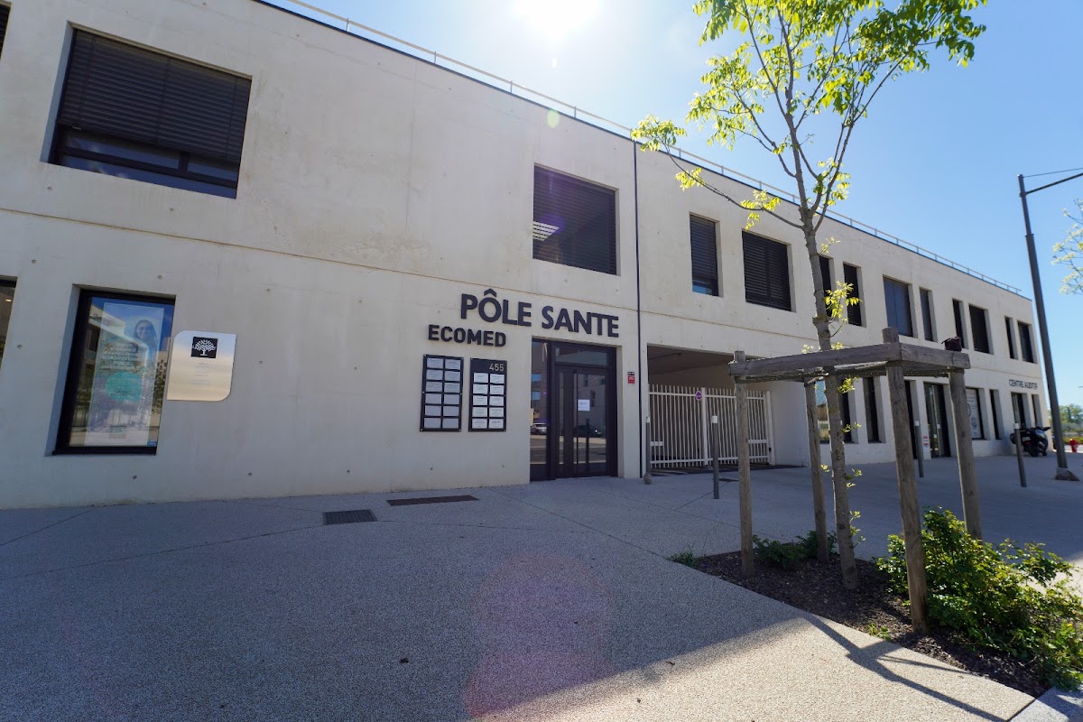 Dr CADET Océane - Dentiste Frontignan
