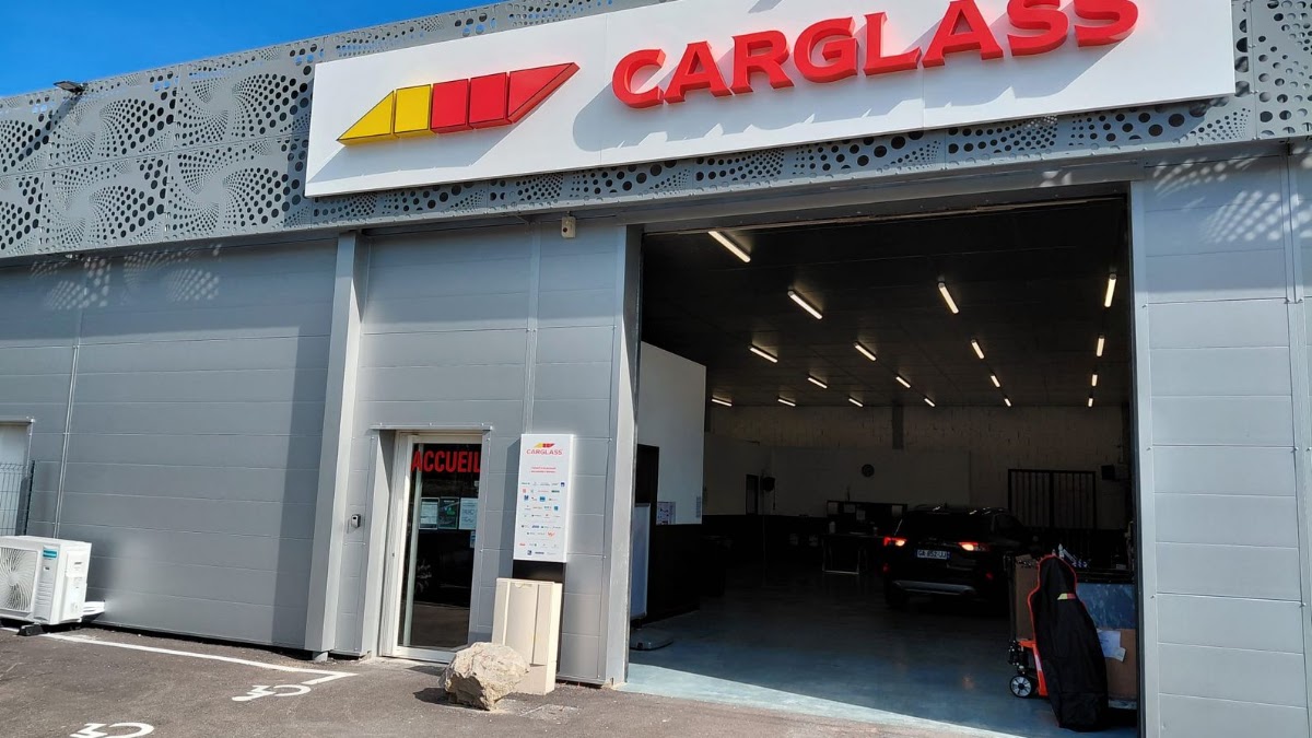 CARGLASS Pare-Brise Crest