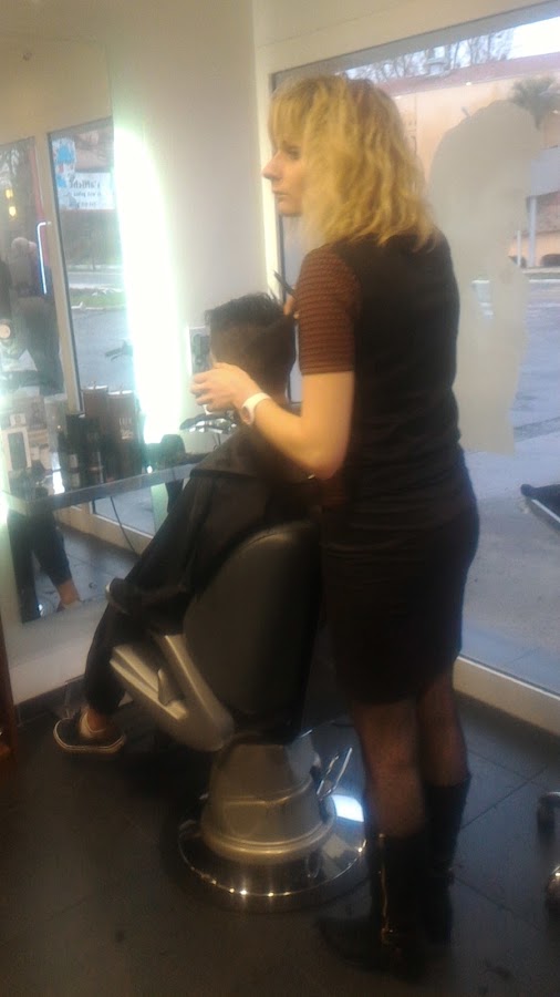 Zoom Coiffure