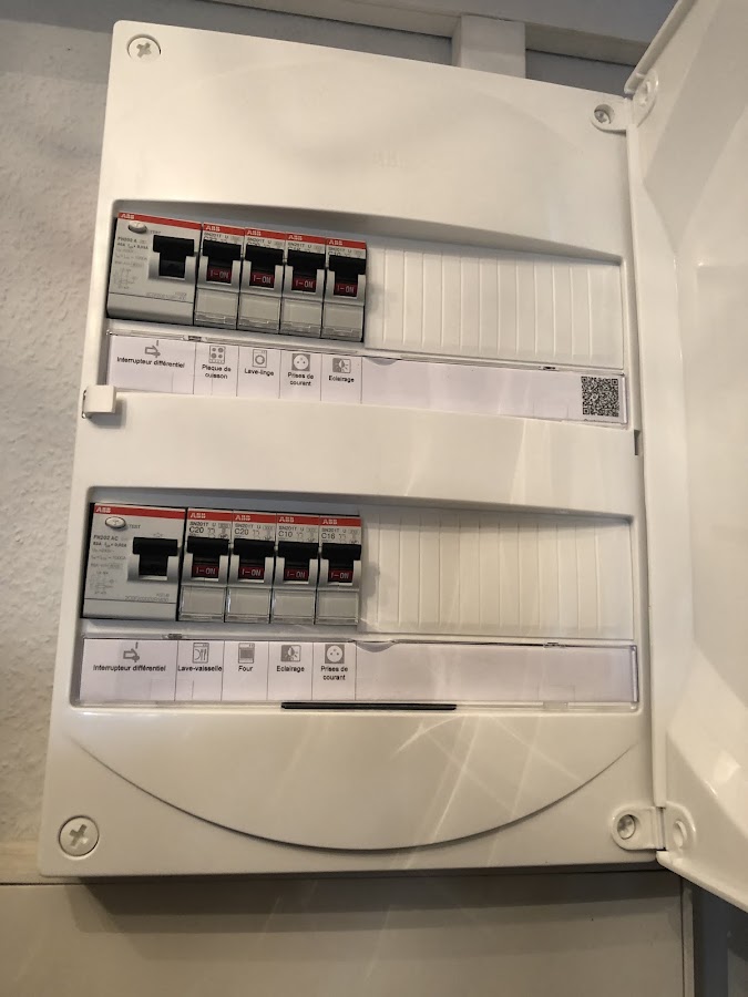 REVOELEC