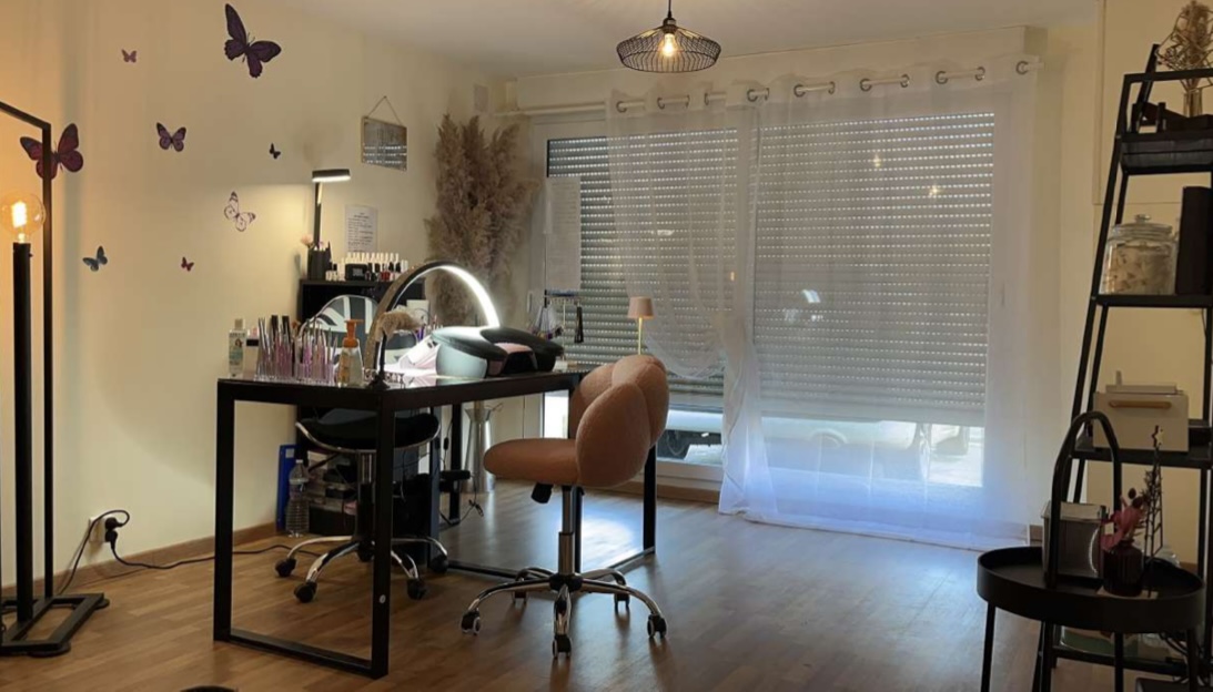 Ma bulle prothésiste ongulaire , technicienne de cils