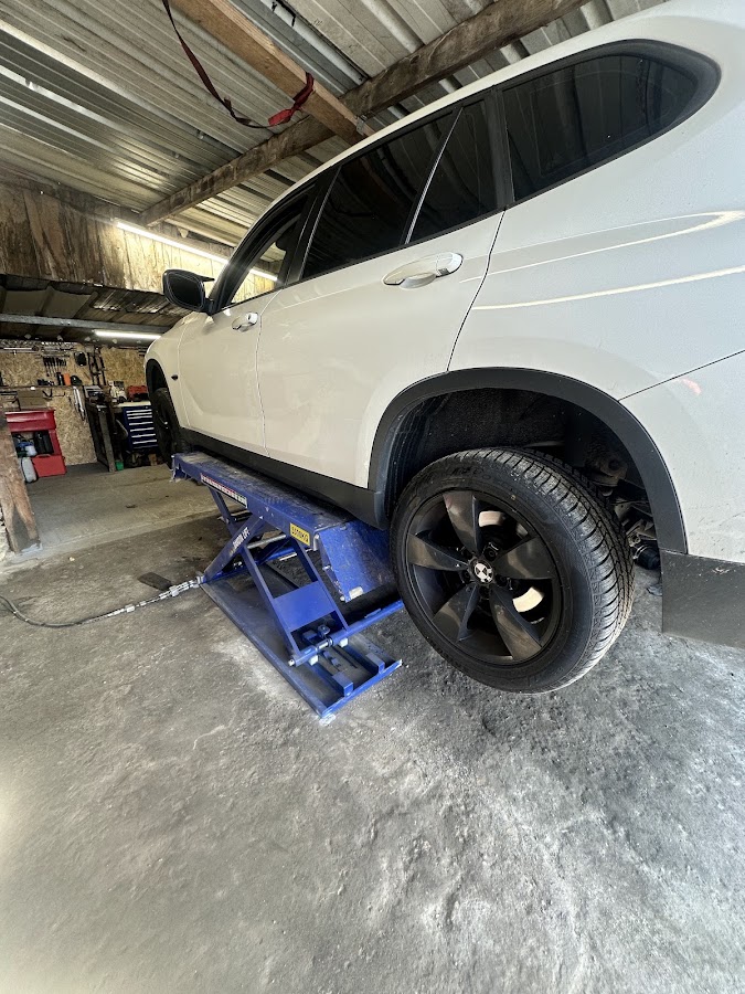 CEDMOTORS33