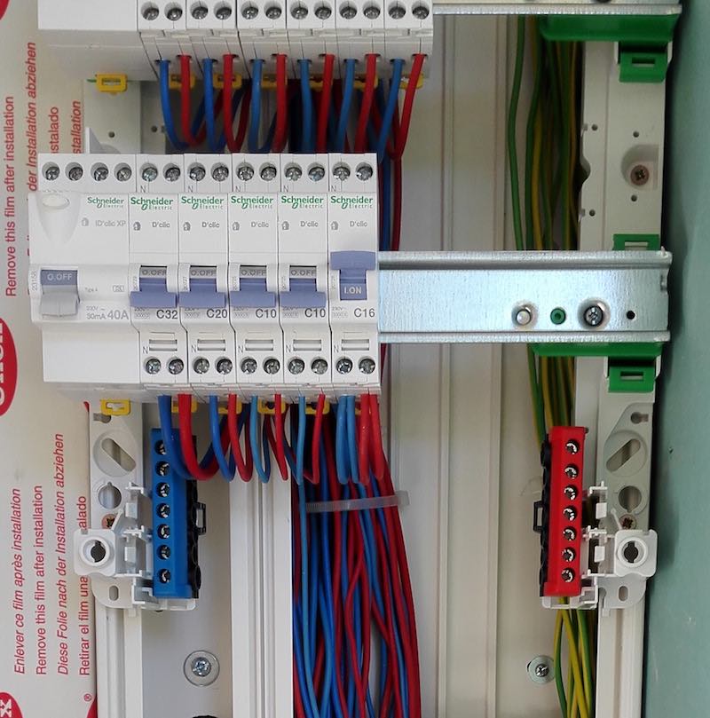 SARL BEM Electricité général / dépannage électrique 24h/24 - 7j/7