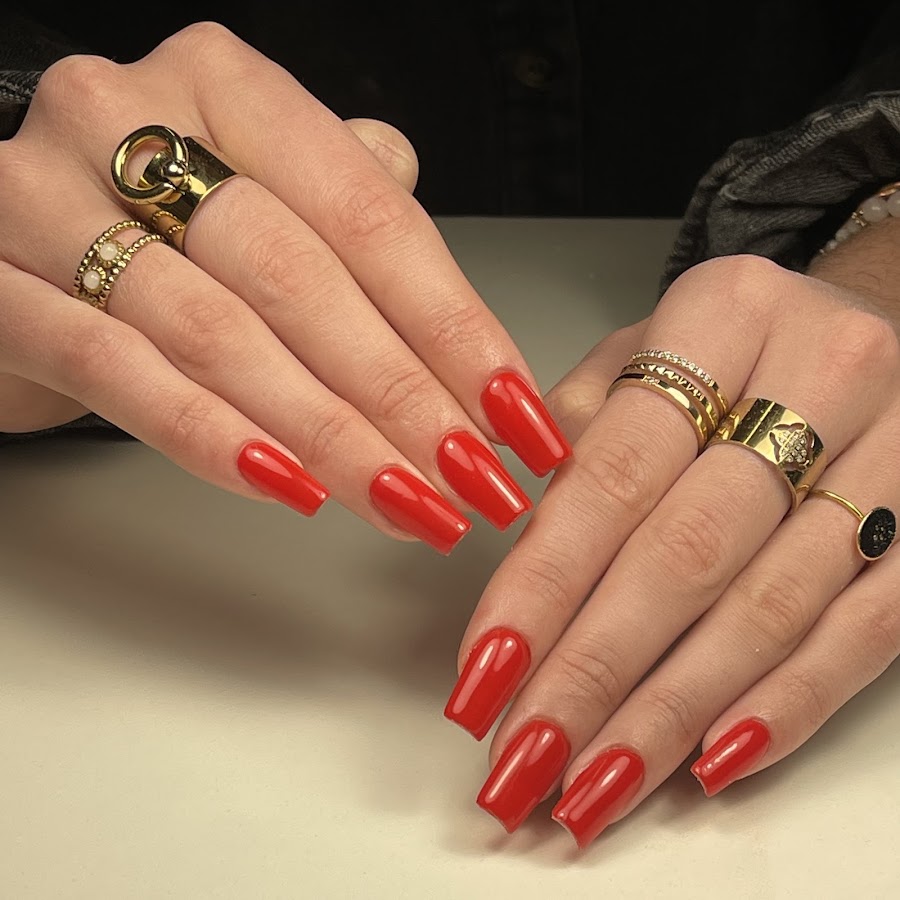 Gi's nails house