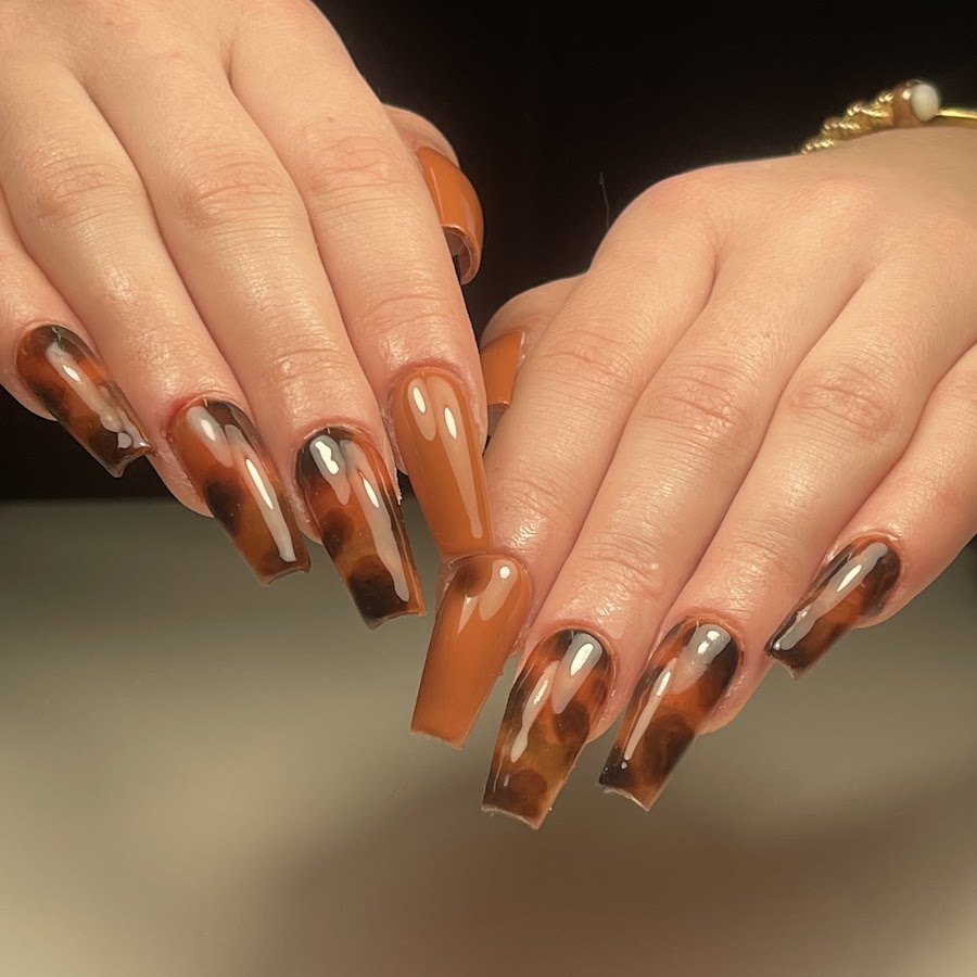 Gi's nails house