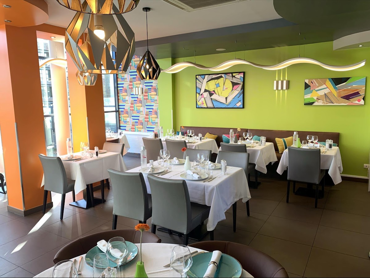 Le Sweet Restaurant
