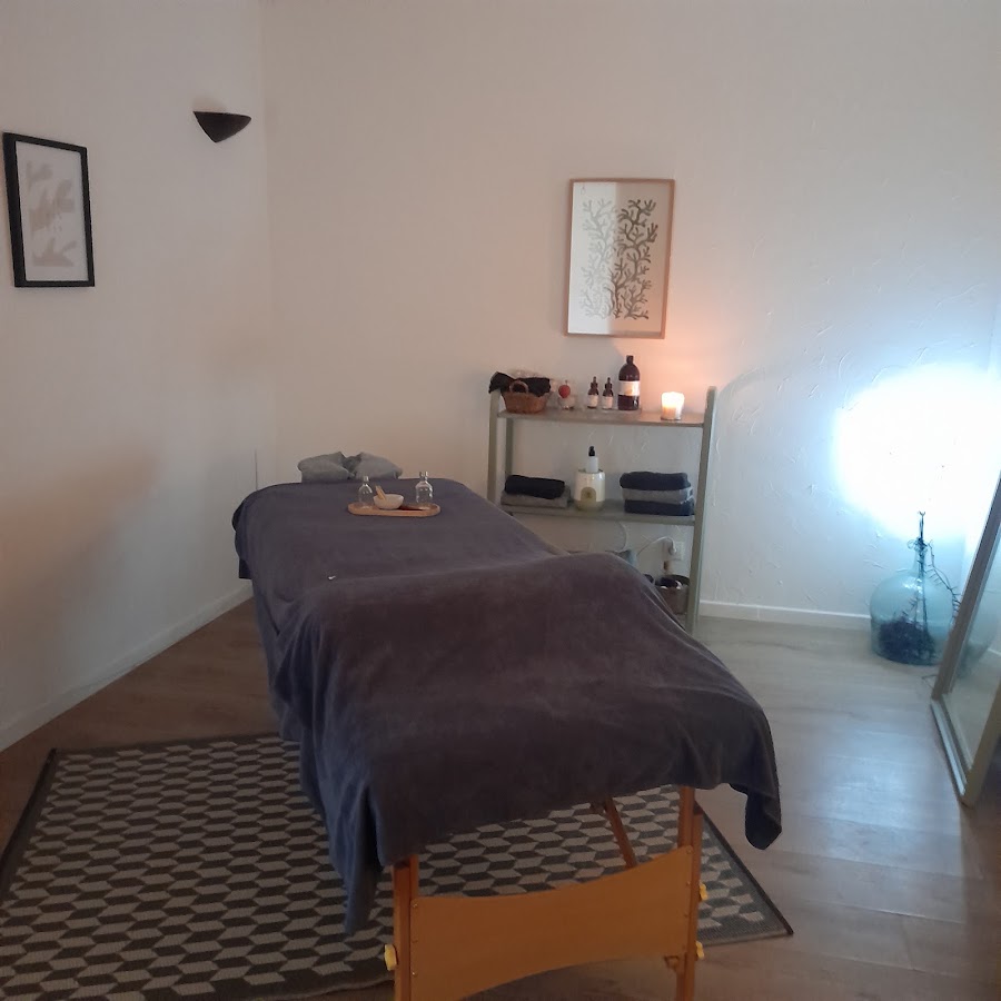 Chikitsa Massage