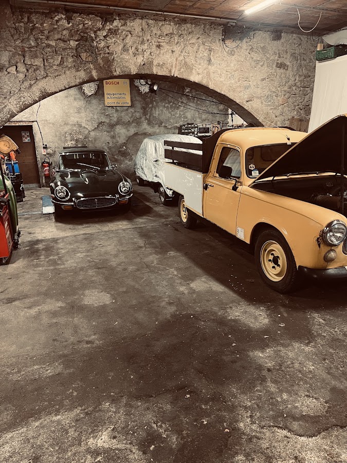 Garage RETROAUTO - Mécanique automobile général - Spécialiste des véhicules anciens et/ou de collections