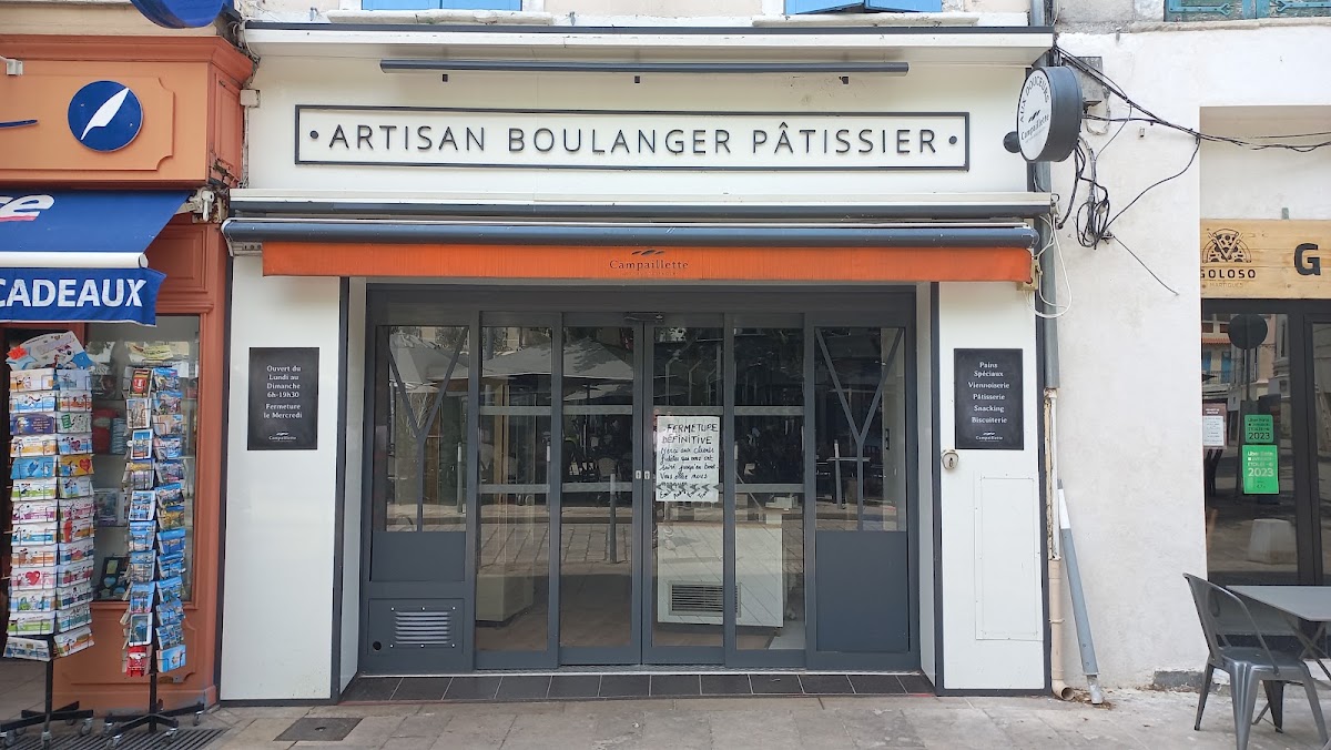 AUX DOUCEURS