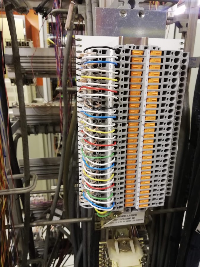 ELEC SERVICE AVANCE