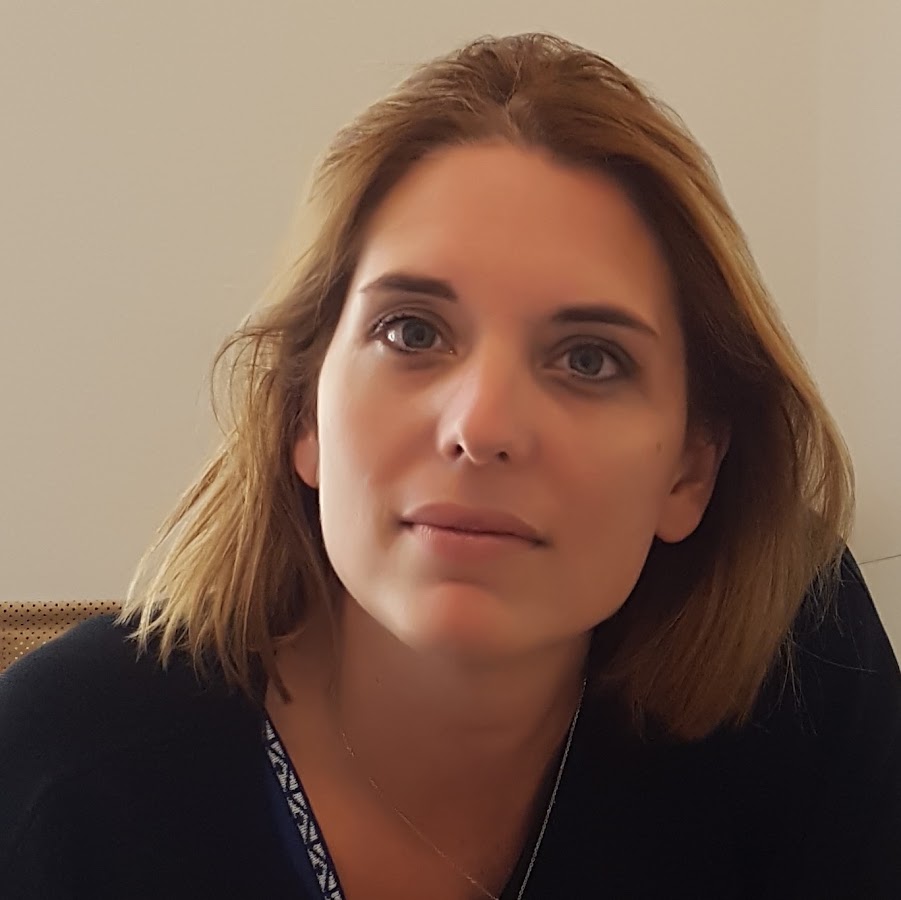 Maître Carine DUCROUX