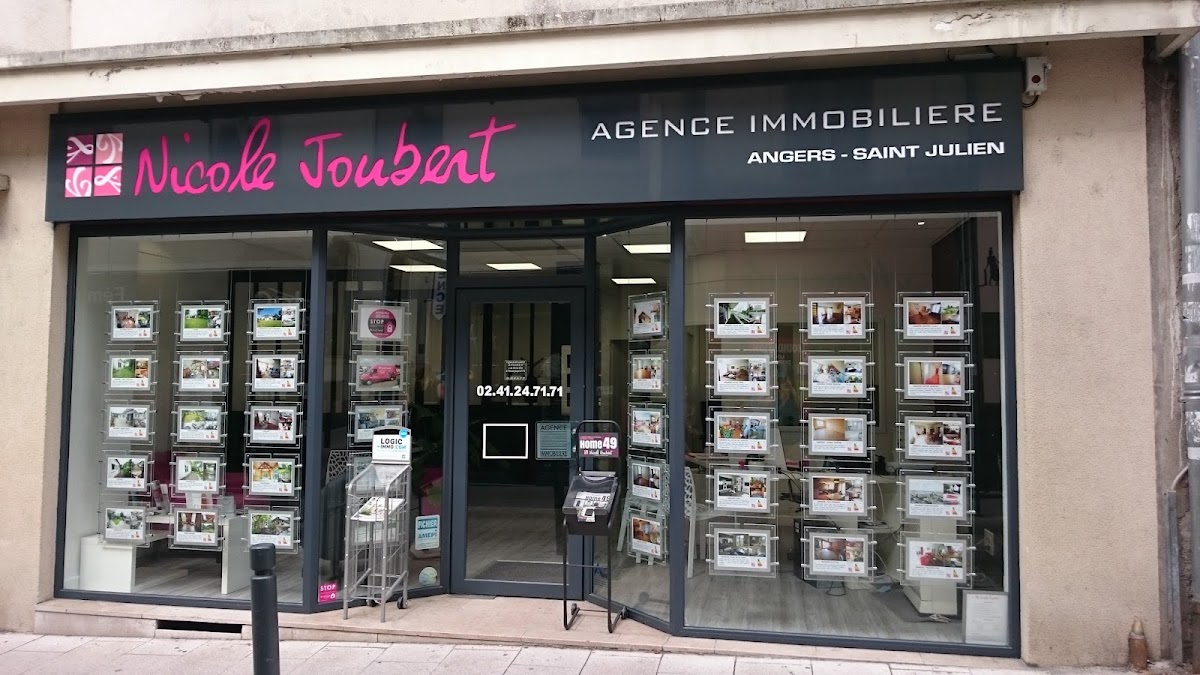 NICOLE JOUBERT ANGERS