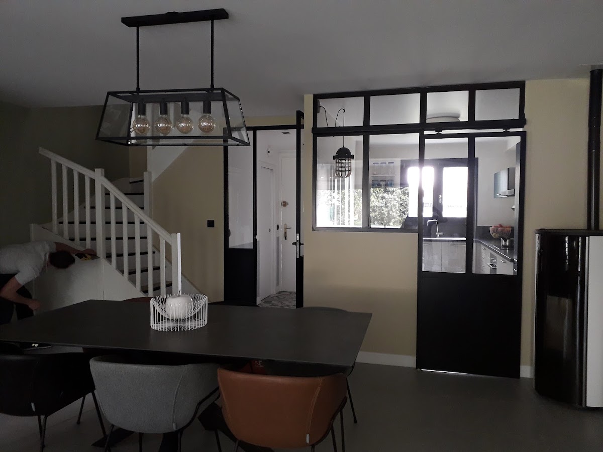 Km Agencement toutes Menuiseries sur mesure
