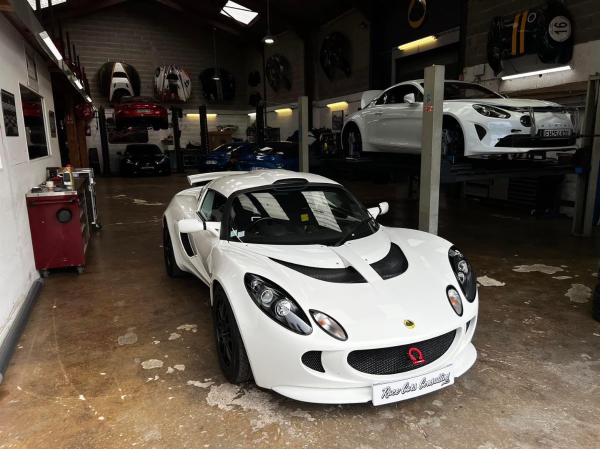 Race Cars Consulting Lotus Nantes et Alpine Nantes