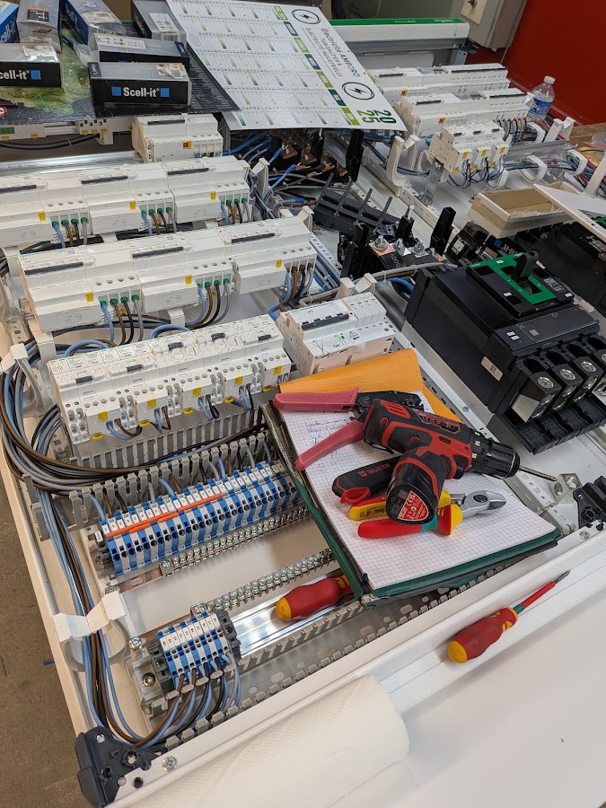 Électricité AMPERO