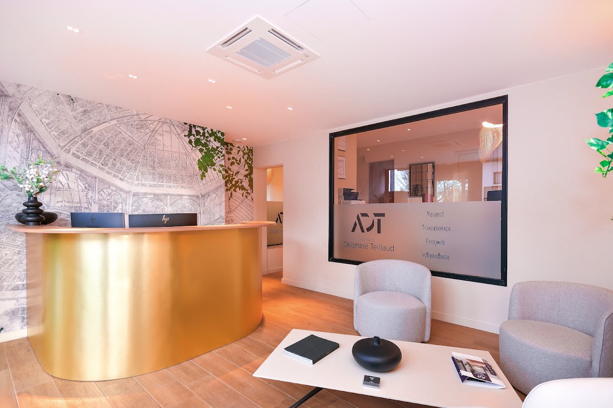 AGENCE IMMOBILIERE DELPHINE TEILLAUD