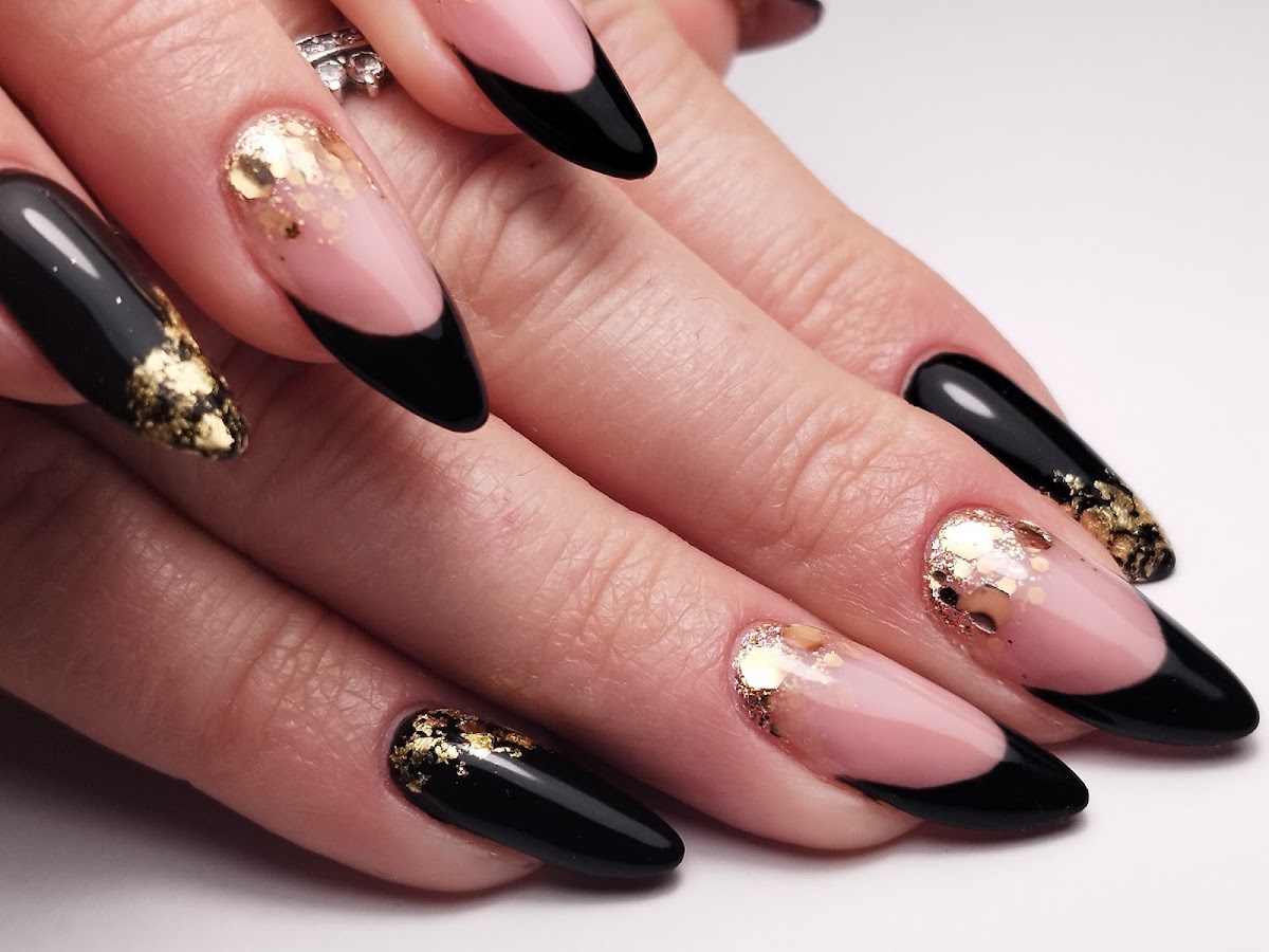 Les Ongles d'Or