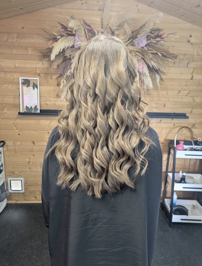 INGRID-HAIRARTIST