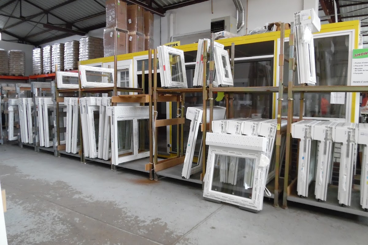 STOCK FENETRE