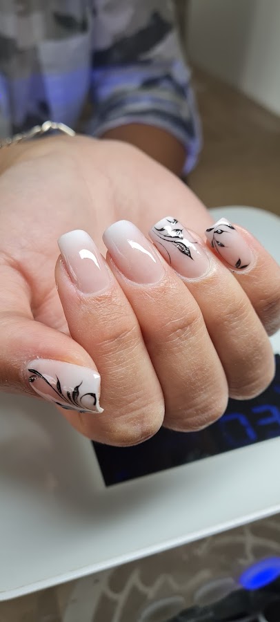 La Féerie des Ongles