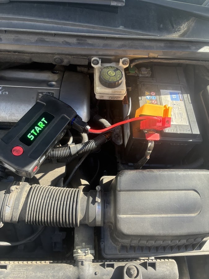 Volt'Auto Dépannage - Pneu & batterie à domicile 42