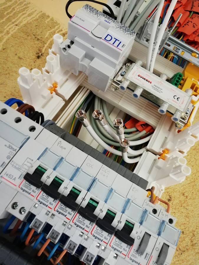 EURL AlexProElec
