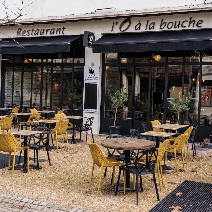 L O à la bouche