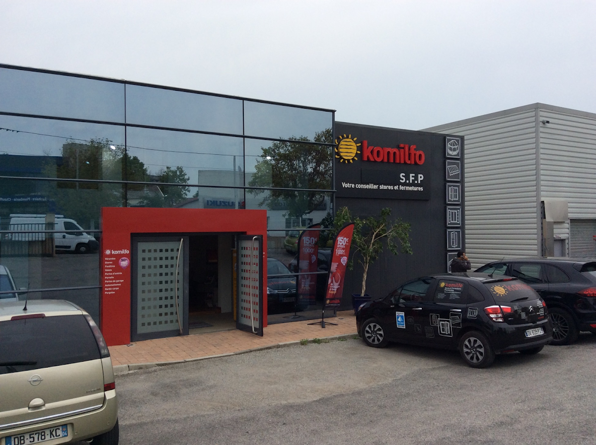 Komilfo Stores et Fermetures Provençales à Manosque - Pergolas, Stores, Menuiseries