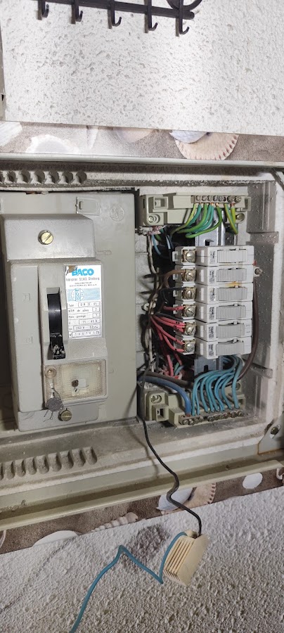 COMAS ELEC
