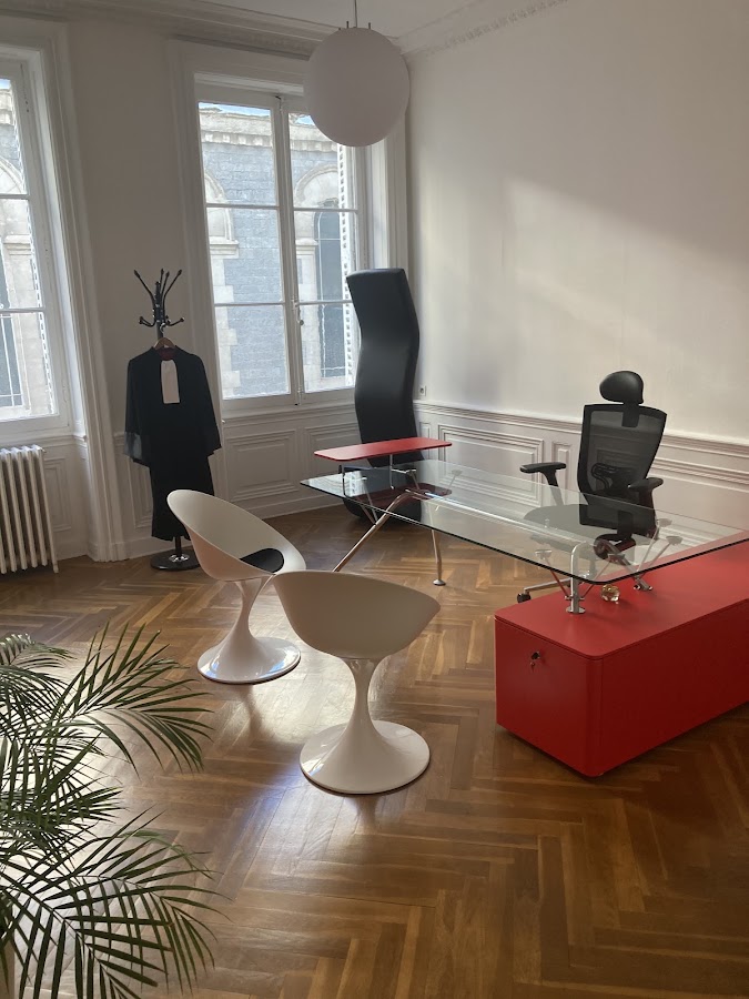 CABINET NAKA LEX AVOCAT-Maître Nina LARGERON