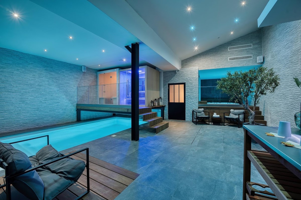 L'atypique SPA | Massages - Piscine - Jacuzzi - Hammam - Sauna