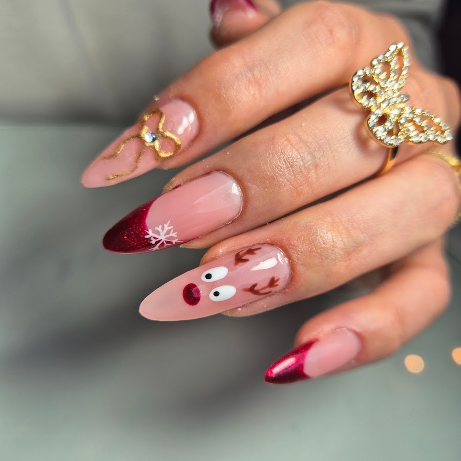 Britt'a Nails/coiff