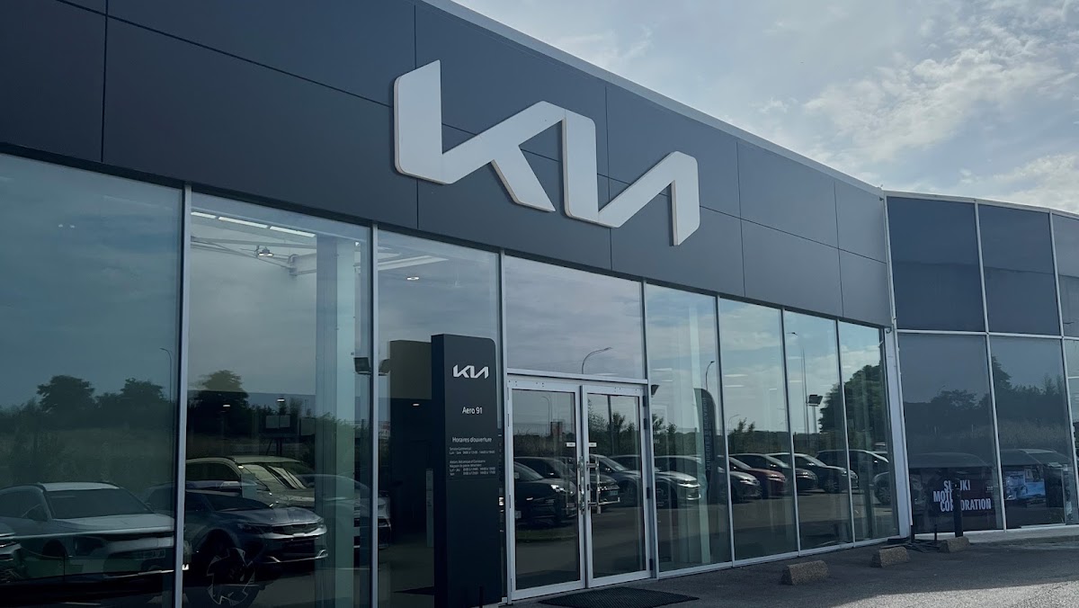 Kia Bernier | Les Ulis