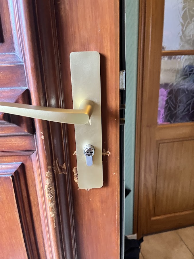 Serrures & Solutions - Serrurier Urgence Nantes