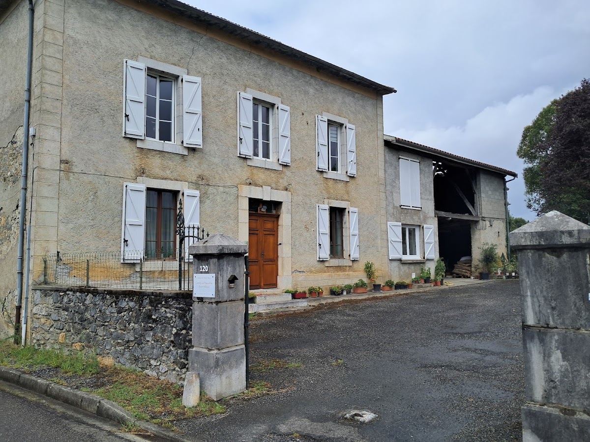 Centre de Bien-être Ayurvédique - Asso. Mains Libres