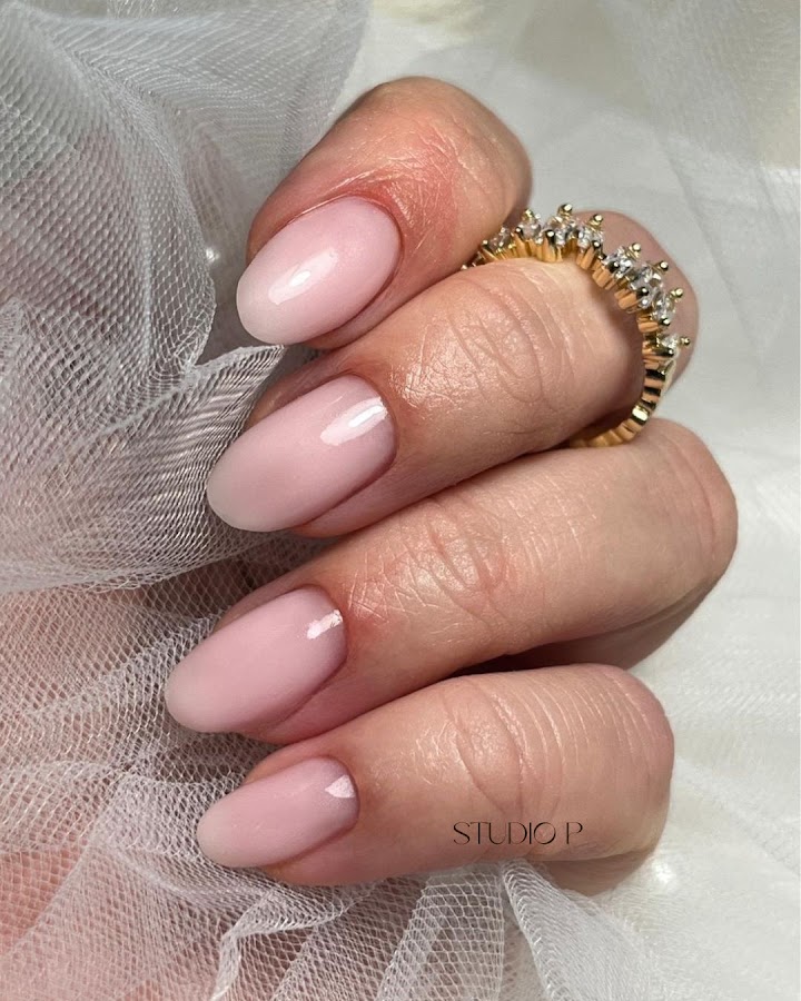 Studio Pauline | Ongles - Cils - Drainage Lymphatique - Madérothérapie
