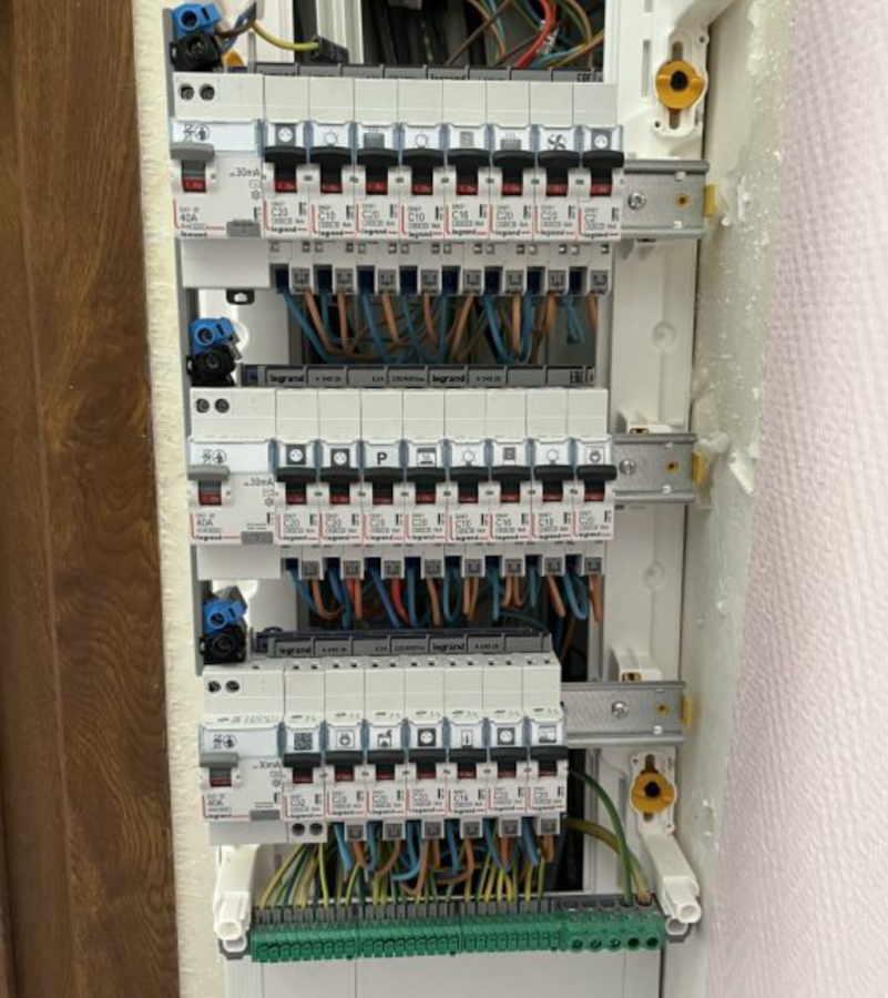 MM Elec Istres