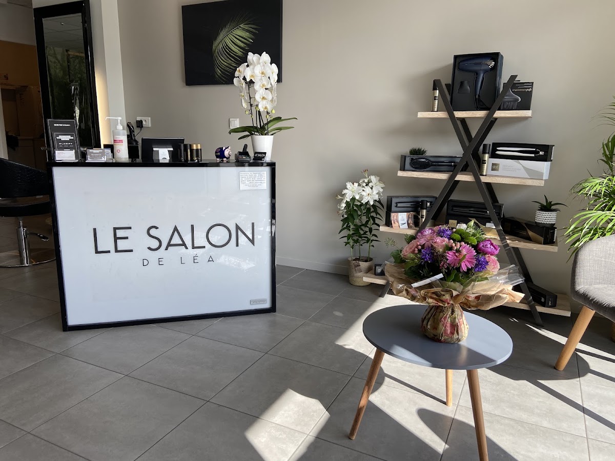 LE SALON DE LÉA