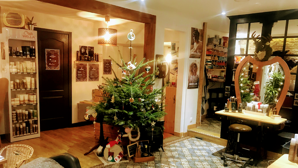 Maud Hair'n Family