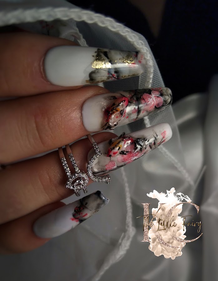 The Little Fairy – Prothésiste ongulaire, Cils & Browlift à Pont-du-Château