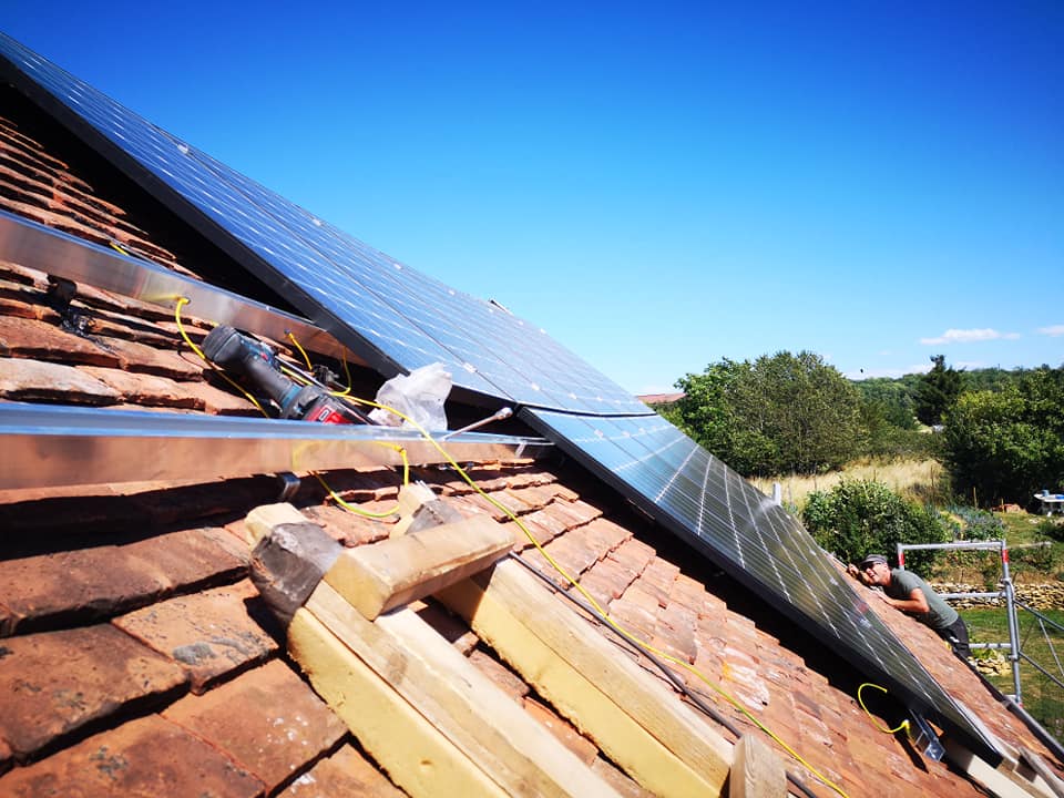 ADA Electricité - Installateur de Panneaux photovoltaïques et solaires à Troyes