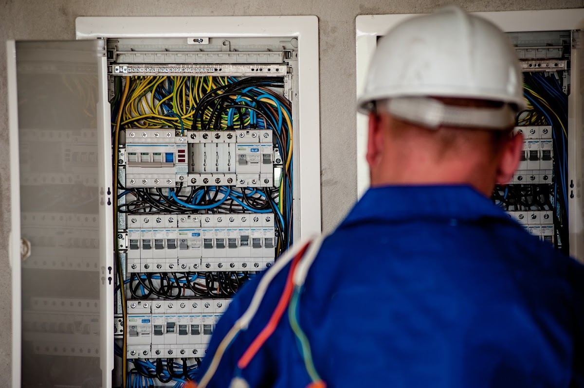 BERNIER Electricité Plomberie