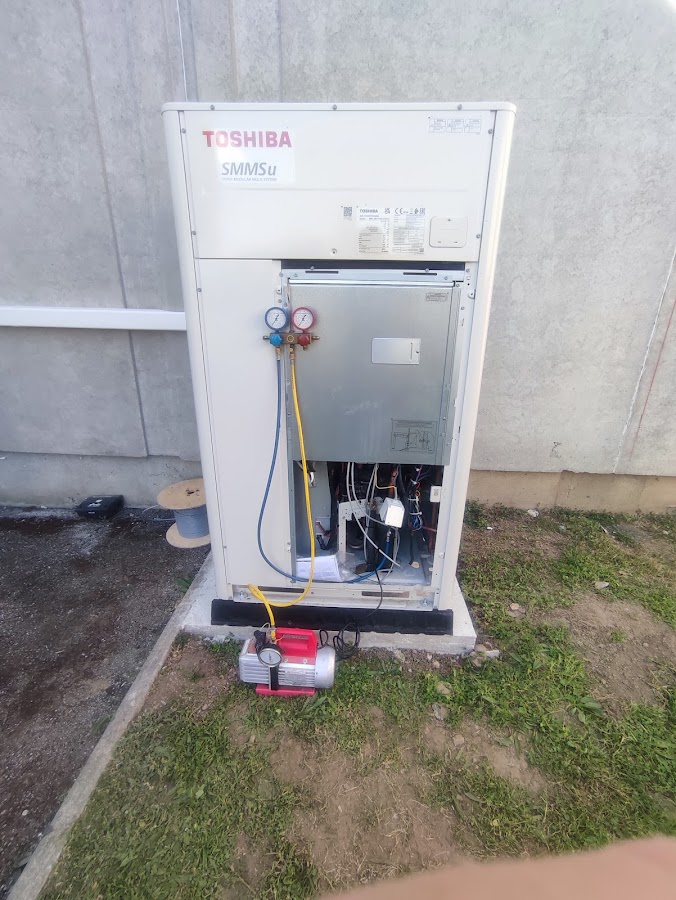 So tertiaire (électricité plomberie climatisation)